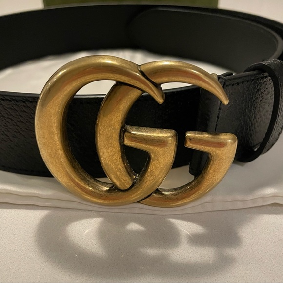 Mens Gucci black belt with gold buckle. - Picture 1 of 9